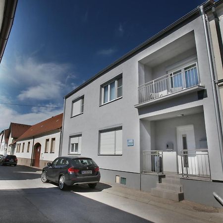 Zentrum 2 Moerbisch Mörbisch am See Eksteriør bilde